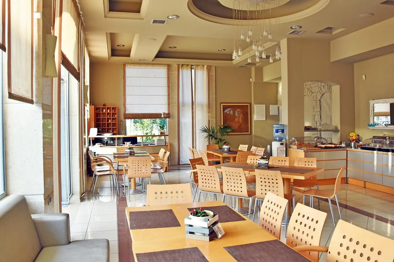 Alexander Inn Stavros  0*, Stavros (Thessaloniki) Greece